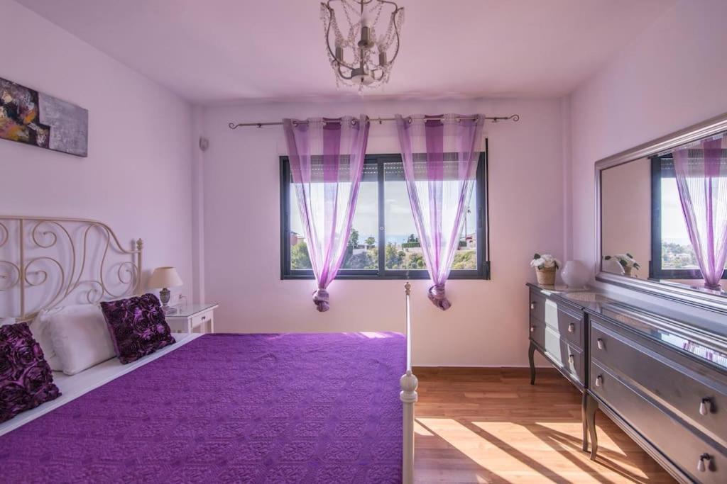 Villa Moderna Con Piscina El Campello Kültér fotó